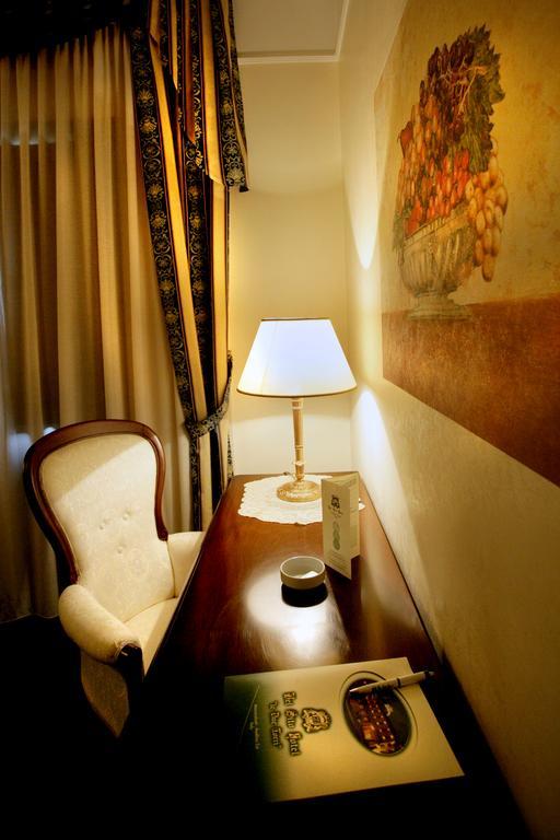 Bel Sito Hotel Due Torri Manocalzati Екстер'єр фото