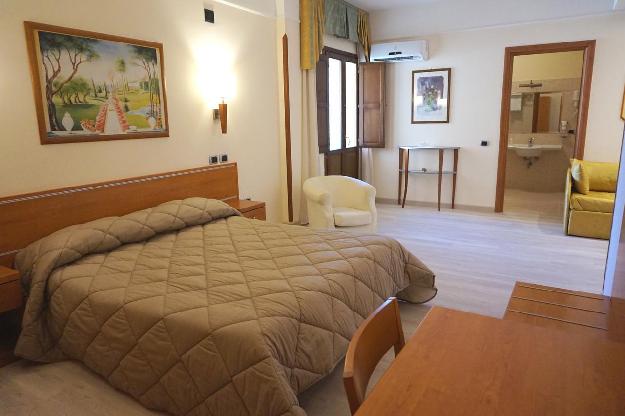Bel Sito Hotel Due Torri Manocalzati Екстер'єр фото