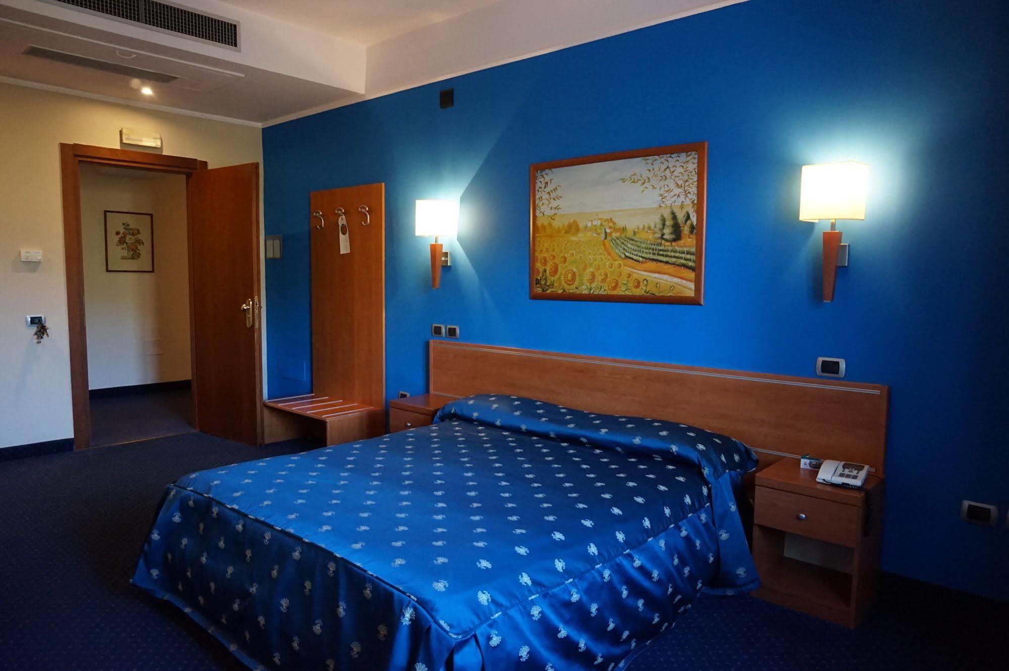 Bel Sito Hotel Due Torri Manocalzati Екстер'єр фото