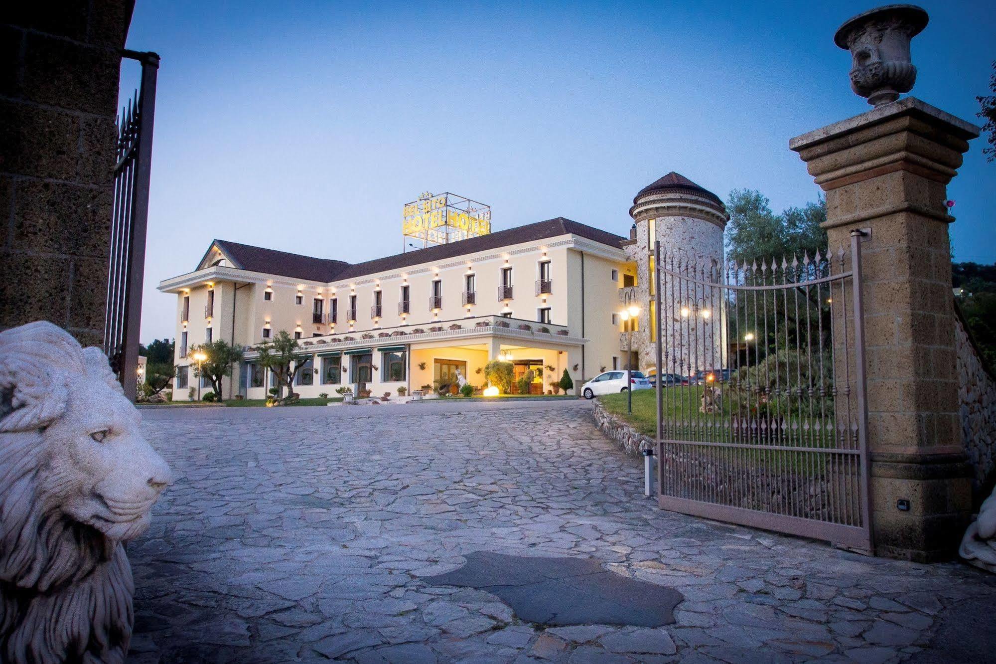 Bel Sito Hotel Due Torri Manocalzati Екстер'єр фото