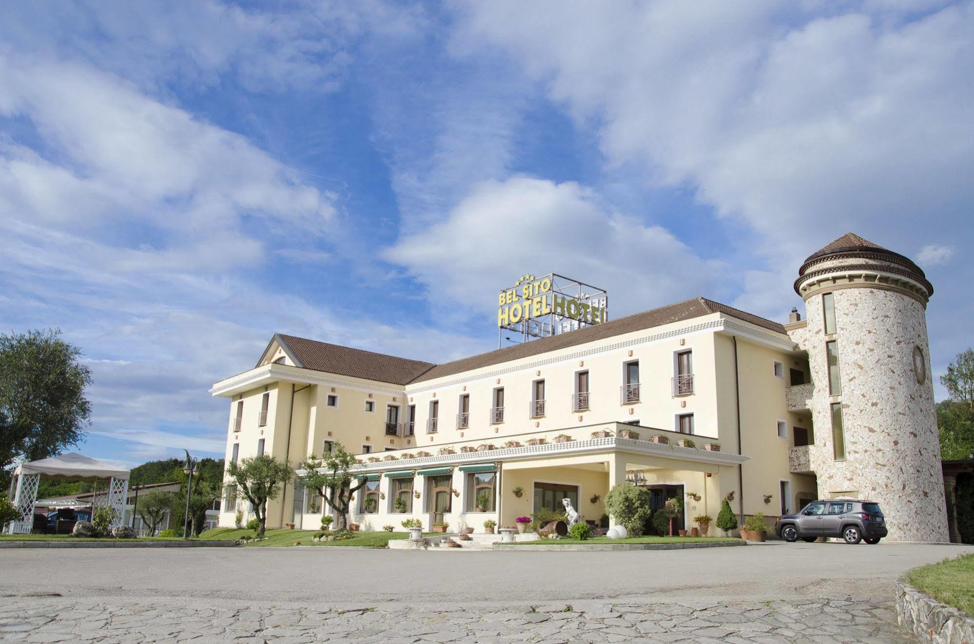 Bel Sito Hotel Due Torri Manocalzati Екстер'єр фото