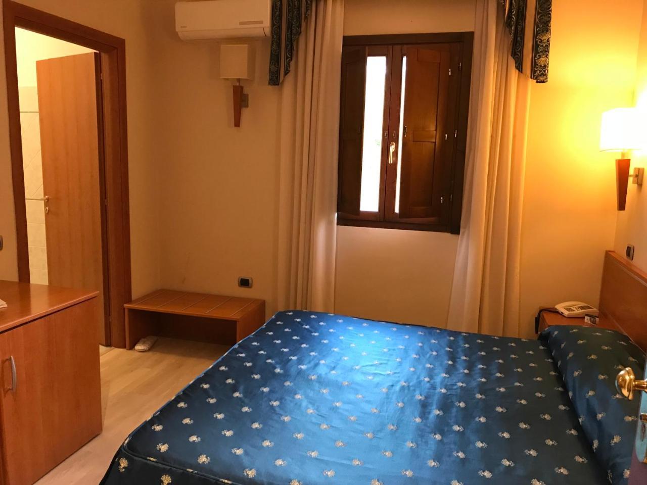 Bel Sito Hotel Due Torri Manocalzati Екстер'єр фото